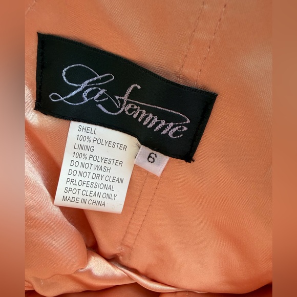 La Femme Apricot Beaded Chiffon Gown Size 6 Lace Bodice V-Neck Formal Prom Dress - Picture 7 of 10